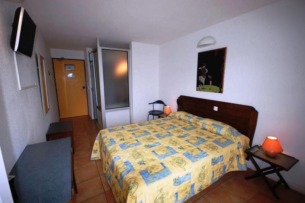 Hotel Saint John Perse Pointe-à-Pitre Zimmer foto
